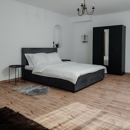 Scandinavia Residence Piatra Neamţ Exterior foto
